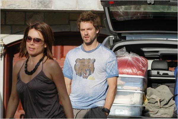 Julie Perreault et Guillaume Lemay-Thivierge dans Les 3 ptits cochons (©Christal Films)