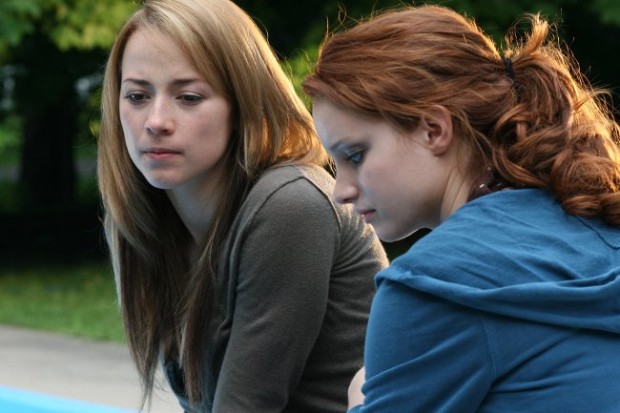 Laurence Leboeuf et Karine Vanasse dans Ma fille mon ange (photo : Bertrand Calmeau)