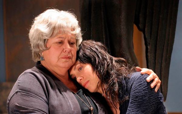 Ginette Reno et Céline Bonnier Prod LE SECRET DE MA MERE de Ghyslaine Côté 2006 (© Remstar Productions)