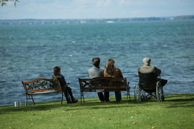 Shanti Corbeil-Gauvreau, François Létourneau, Julie Le Breton et Gilbert Sicotte dans Paul à Québec (source image : Remstar)