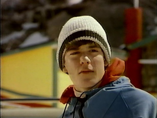 Le jeune Yannick Bisson dans le film Toby McTeague (capture de la VHS - ©filmsquebec.com)