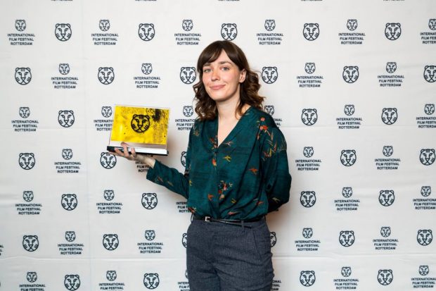 Sophie Goyette et son prix reçu à Amsterdam (photo courtoisie Sophie Goyette)