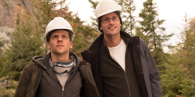 Jesse Eisenberg et Alexander Skarsgård dans The Hummingbird Project de Kim Nguyen (source : TIFF)