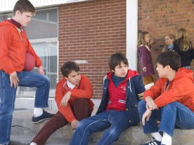 Image de Jean-Carl Boucher et de sa gang (dans 1981 de Ricardo Trogi, ©Alliance Vivafilm)