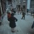 Documentaire de Gilles Groulx intitulé Québec... ? - Enfants jouant dans une rue étroite de la vieille capitale (collection personnelle)