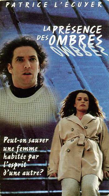 Jaquette VHS du film La présence des ombres (Collection filmsquebec.com)