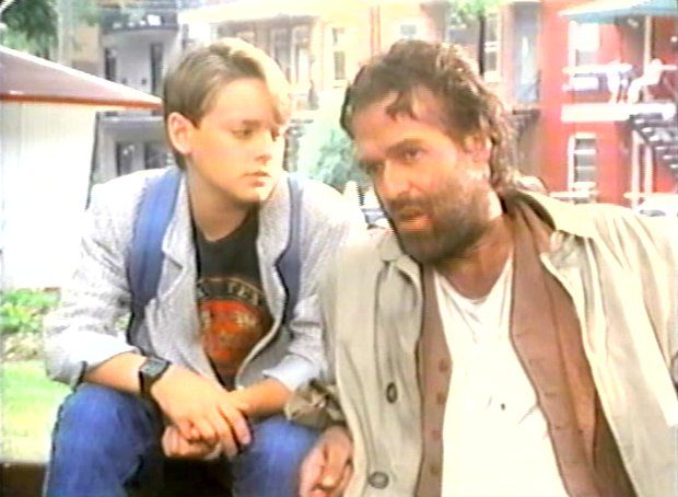 Image des comédiens Yves Desgagnés et Guillaume Lemay-Thivierge dans Coeur de nylon de Michel Poulette (Image extraite du film - collection filmsquebec.com)