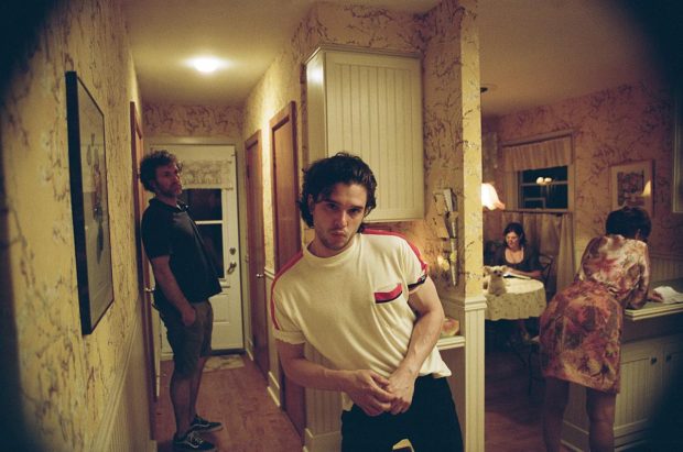 Tournage du film The Death And Life Of John F. Donovan de Xavier Dolan (le comédien américain Kit Harington)