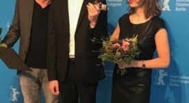 Luc Picard, Henri Picard et Stéphanie Pages reçoivent l'Ours de cristal à Berlin