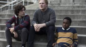 Image des jeunes Étienne Galloy, Will Murphy, Madani Tall dans Avant qu’on explose