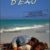 pochette VHS de L'enfant d'eau de Robert Ménard (les deux survivants du crash aérien sont enlacés sur la plage)