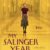 Affiche du film My Salinger Year - l'actrice se tient debout, seule, dans le hall d'un luxueux hôtel, sur un fond jaune