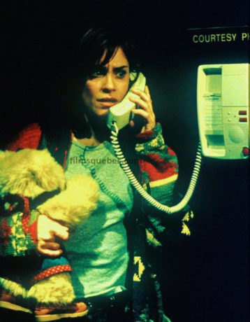 Catherine Mary Stewart dans le suspense "Dead Silent" (Roger Cardinal, Blackwatch Communications, 1999)