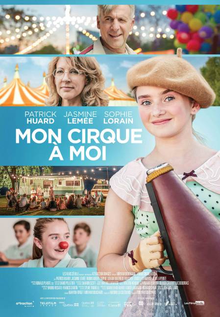 La jeune comédienne Jasmine Lemée est un gros plan à droite sur l'affiche de Mon cirque à moi, elle tient un mégaphone et a le sourire aux lèvres.