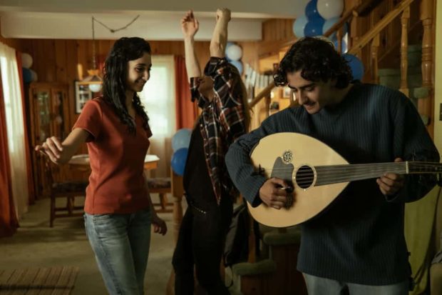Image extraite du film .Paquet de troubles de Myriam Guimond (K-Films Amérique, 2026) - Photo : Éva Maude TC
